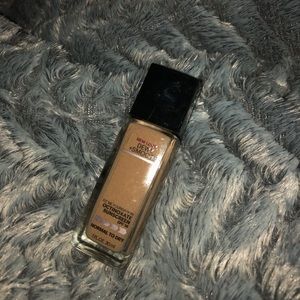 💜maybelline fit me foundation medium buff 225